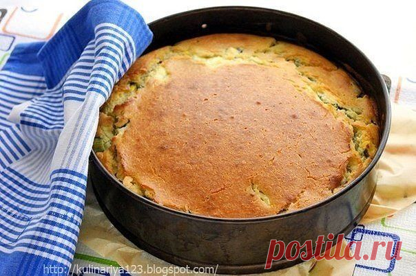 Быстрый заливной пирог с луком и яйцом » В сети – себя просвети!