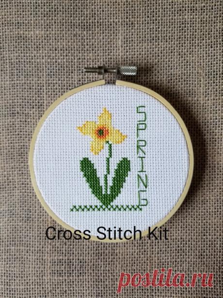 Counted Cross Stitch Kit Spring Daffodil - Etsy España