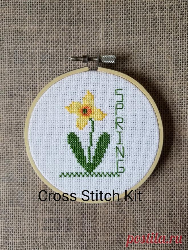 Counted Cross Stitch Kit Spring Daffodil - Etsy España