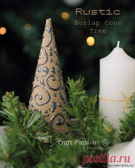 Рельефная новогодняя елочка из фольги. Мастер-класс