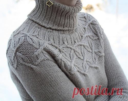 свитер с круглой кокеткой
