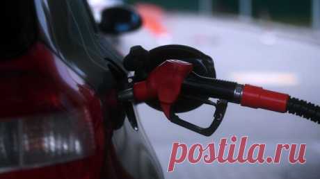 Поставщик назвал причину подорожания дизельного топлива в Магадане