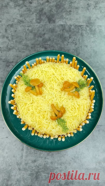Салат Грибы в Огороде Копченая куриная грудка Шампиньоны 300грЯйца 4 штСыр 150 грМайонезУкропЧеснок