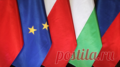 Euronews: Польша, Венгрия, Словакия и Чехия готовят иск к ЕС. Венгрия, Словакия, Чехия и Польша намерены оспорить в суде обязательства по приёму мигрантов в рамках механизма солидарности миграционного пакта Европейского союза. Читать далее