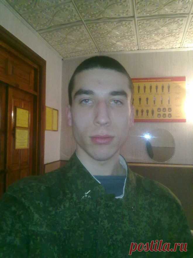 Толик Плотников