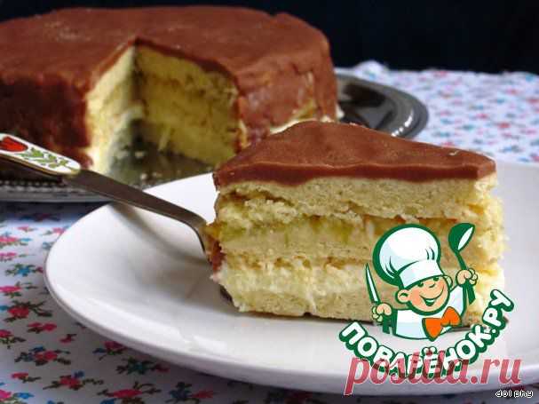 Песочный торт со сгущенкой, фруктами и шоколадно-карамельной глазурью. Автор: dolphy