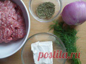 Тефтельки с брынзой в сметанно-горчичном соусе