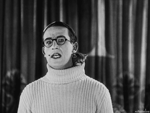 Очень тёплый свитерок :) 👍 Harold Lloyd Pictures and Images
