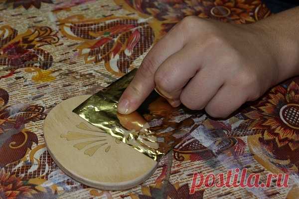 Мастер-класс: техника горячего золочения поталью