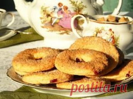 Творожные колечки с клюквой - кулинарный рецепт.