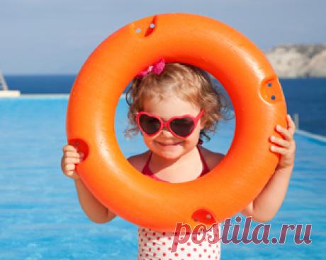 Олеся Емельянова. Стихи и загадки про спасательный круг. Стихотворение-визитка для карнавального костюма Спасательного Круга.
Этот стишок расскажет детям про спасательный круг и поможет защитить карнавальный костюм тем, кто решил предстать на костюмированном празднике в этом образе.