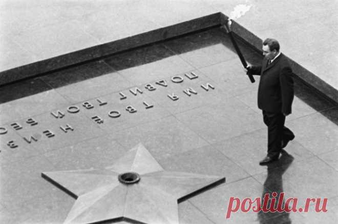 50 лет со дня прихода к власти.