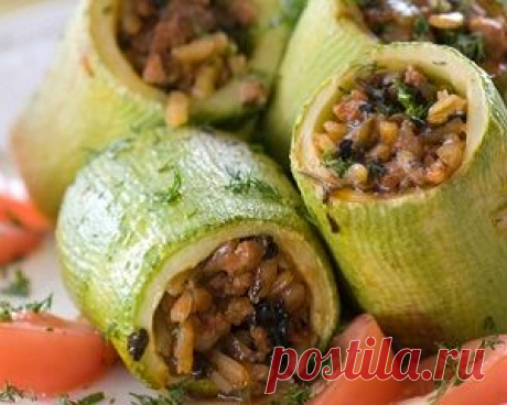 Кабачки, фаршированные фаршем