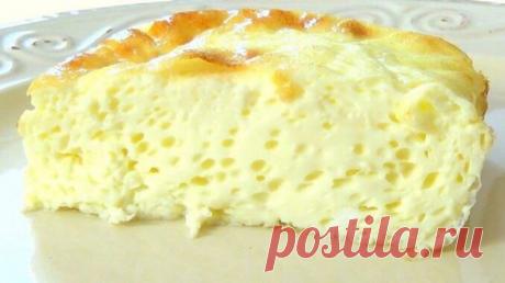 Как в детском саду. Повариха на пенсии раскрыла секрет омлета, который обожали все дети 90-х. 
Румяная корочка и воздушность — две основных характеристики, с которыми ассоциируется омлет, который когда-то всем нам готовили в детском саду. И хотя те времена ушли безвозвратно, приготовить пышный омлет на завтрак может каждый.
Жми подписаться и читай описание к картинке!