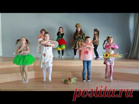 "Две невести тикви брали" - Музика и танци
