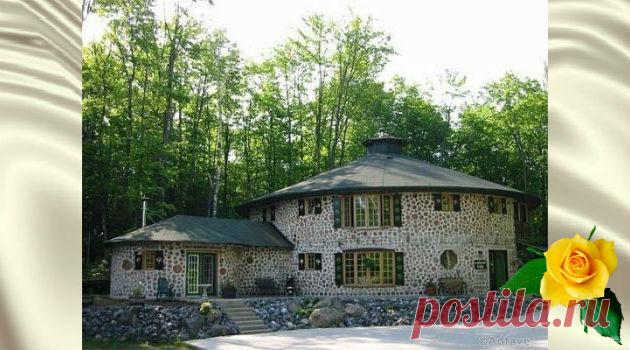 Они построили потрясающий тёплый дом из дерева! — Калейдоскоп чудес