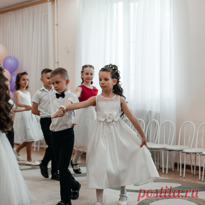 💌 Выпускные альбомы, где каждая фотография олицетворяет вашего ребенка
🤩 Персональный подход 📸 Профессиональный фотограф 💖 Доступные цены
🌍 Работаем по Санкт-Петербургу и Ленинградской обл. 📞 +7(921)580-40-01