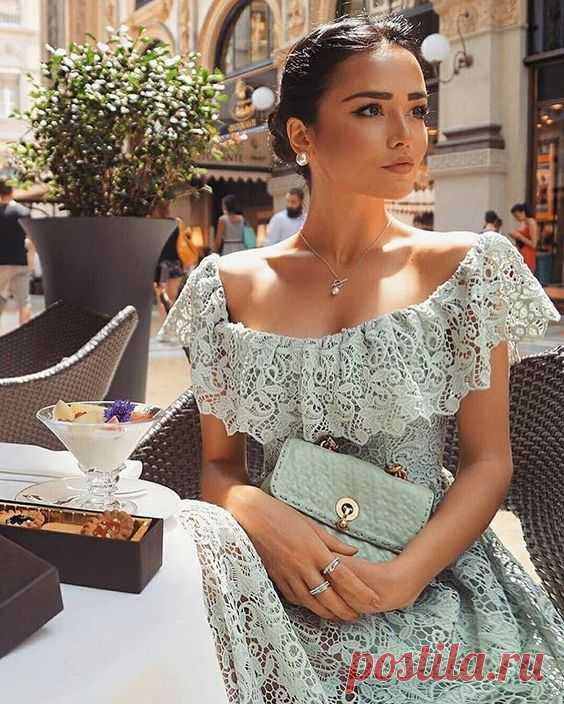 (239) Pinterest