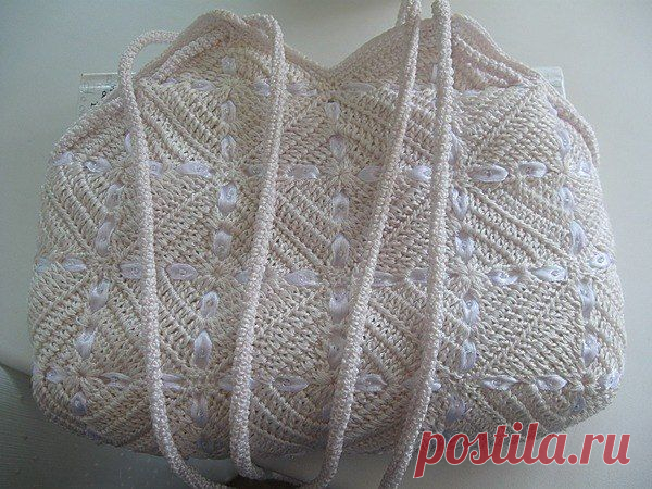 Симпатичная сумочка крючком