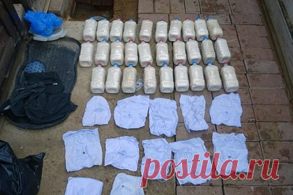 Глава МВД Колокольцев заявил об изъятии 31 тонны наркотиков за год. Министр внутренних дел России Владимир Колокольцев заявил, что за 2021 год МВД изъяло на треть больше наркотиков, чем в 2021 году. Речь идет о 31 тонне изъятых веществ. Кроме того, ведомство усилило контроль на южных границах России для борьбы с контрабандой наркотиков.