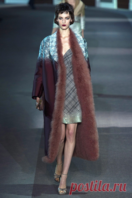 1366889079_paris_fashion_week_a_collection_of_louis_vuitton_fall_winter_2013_2014_37.jpg (800×1200)