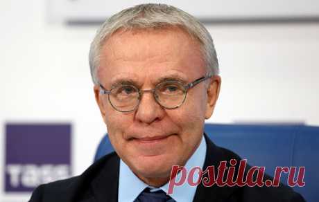 Фетисов пригласил Джона Керри принять участие в хоккейном матче на Северном полюсе. Игра намечена на апрель 2022 года