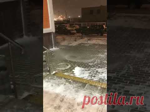 Смерч у подъезда... #shorts