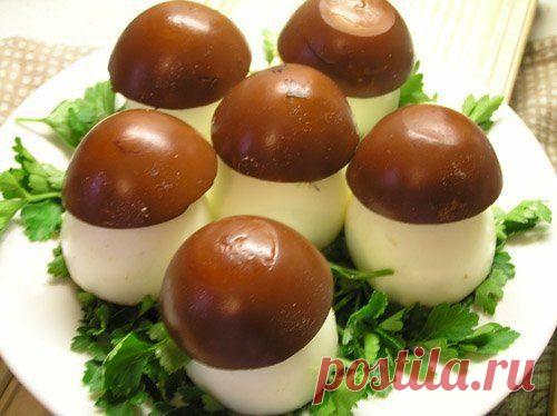 Грибочки-боровички из яиц