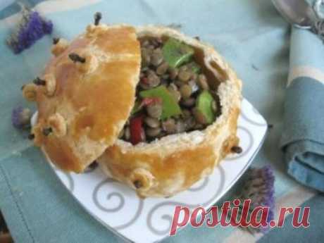 Идеи интересных мясных блюд на Новый год: 6 оригинальных рецептов 

Ни один стол не обходится без мясных блюд в праздники, и новогодний в том числе. На этот праздник, к которому мы привыкли готовить различные кушанья в изобилии, в разных семьях готовят самые разные …