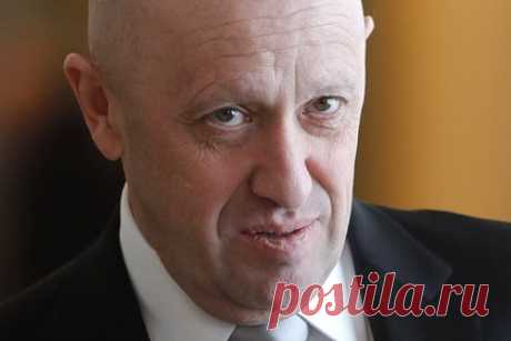 Пригожин высказался о взятых ЧВК «Вагнер» в плен украинцах. Основатель частной военной компании «Вагнер» Евгений Пригожин заявил, что группа взяла большое число пленных в ходе спецоперации на Украине. «Пленных много. Пленные попадают. Кто-то ранен, кто-то испугался. Кто-то бился до конца и вынужден был выйти с поднятыми руками, чтобы сохранить жизни товарищей», — сообщил он.