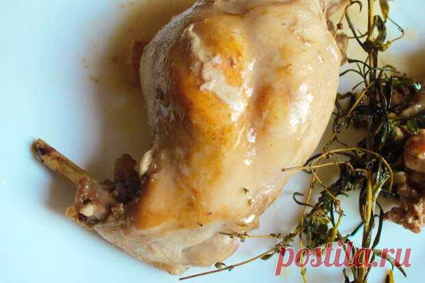 Как приготовить кролика, что бы не был сухим - Вкусно с Любовью - медиаплатформа МирТесен Чтобы он не был сухим. Привет!:) Кролик – блюдо исключительно диетическое за счет того, что жира в большинстве пород кроликов нет в принципе. И поэтому кролика многие не любят за его сухость. Но кролик – это вовсе не сухое мясо, и готовится он очень просто. А при добавлении некоторых трав мясо