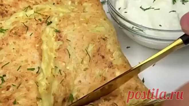 Чебуреки из кабачка с ветчиной и сырoм