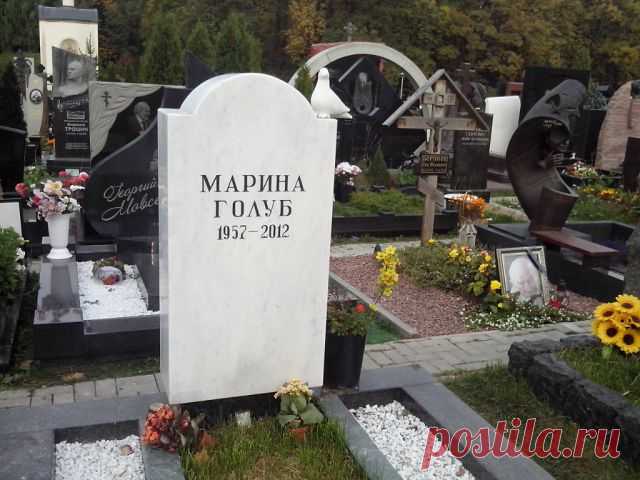 БЕСПЛАТНЫЕ МЕРЦАЮЩИЕ ОТКРЫТКИ И ПЛЕЙКАСТЫ
Eлена Белочкина