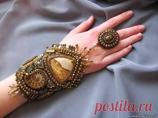 (3) embroidered cuff by Orubis | My favs | Манжеты, Ювелирные Изделия и Бисер