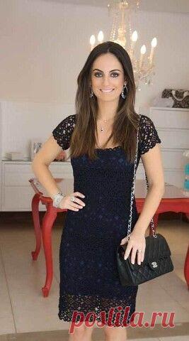 Нежное платье из квадратных мотивов