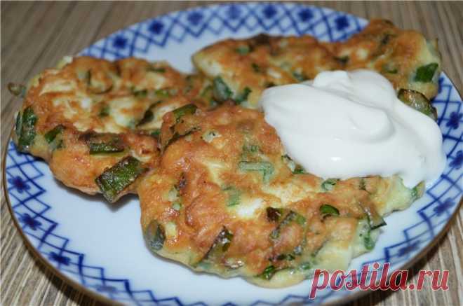 Самые ленивые пирожки с яйцом и зеленым луком