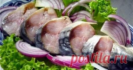 Лучшие кулинарные рецепты : Скумбрия пряного посола - быстрый рецепт