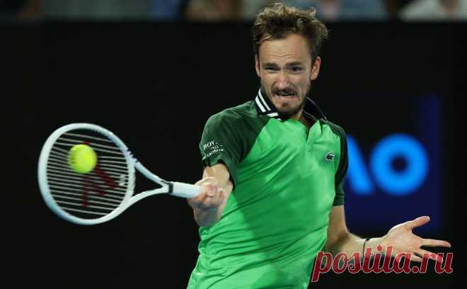 Даниил Медведев второй раз проиграл финал Australian Open, ведя 2:0. Даниил Медведев проиграл решающий матч в Мельбурне в третий раз за четыре года и второй раз, имея преимущество 2:0. Синнер впервые выиграл турнир «Большого шлема»