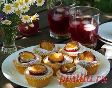 Кексы со сливами - кулинарный рецепт