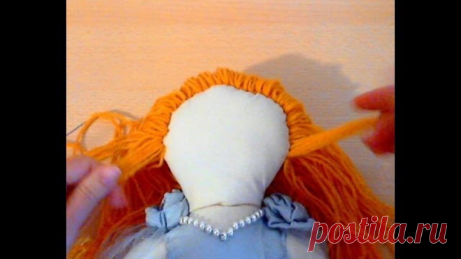 Тряпичная кукла. Как сделать волосы из ниток