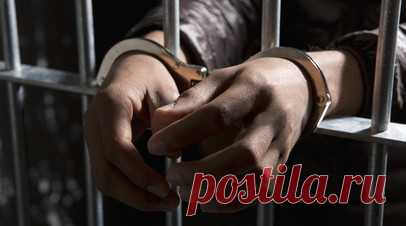 В Звенигороде арестовали мужчину, зарезавшего прохожего из-за лая собаки. В Звенигороде Московской области арестовали мужчину, который зарезал прохожего во время конфликта, произошедшего из-за лая собаки. Читать далее