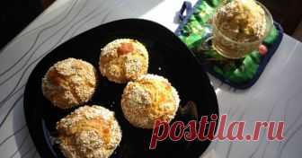 Классный рецепт - Сырные маффины с ароматными специями, зеленью и чесноком! Отличный завтрак или перекус.