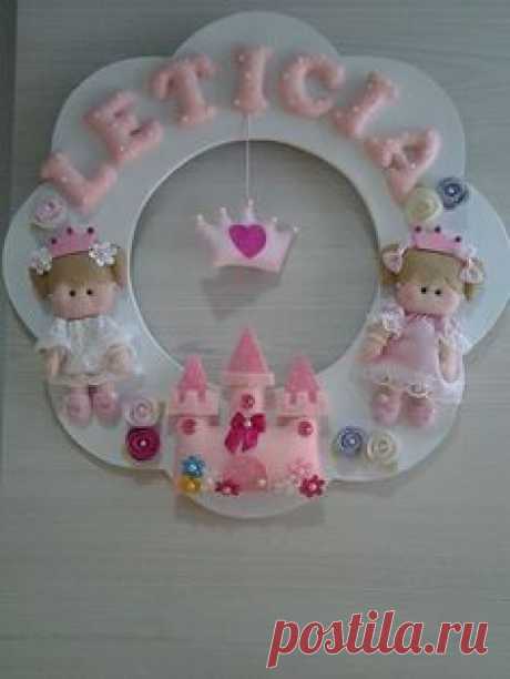 Enfeite de porta princesas