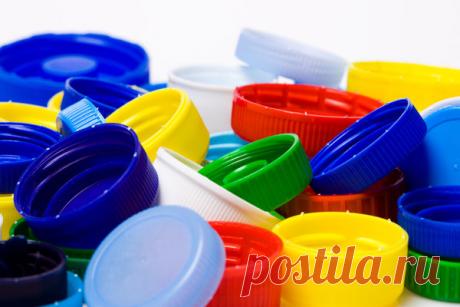 Что можно сделать из пластиковых крышек от бутылок? | интересно знать | Яндекс Дзен