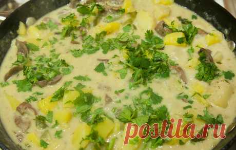 Говяжьи почки, тушеные с картофелем и солеными огурцами Говяжьи почки, тушеные с картофелем и солеными огурцами

Очень люблю почки – после правильной обработки специфический привкус пропадает, они становятся нежными и очень вкусными. Готовлю, правда, этот …