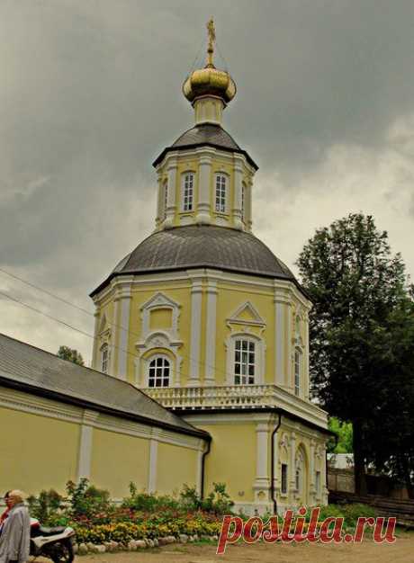 Богородицкий Житенный женсккий моностырь в Осташкове.