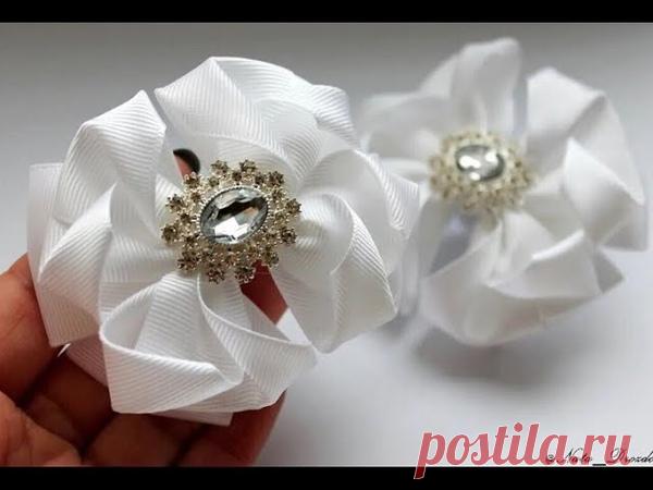 Они такие Нежные Бантики из репсовых лент https://www.youtube.com/watch?v=kXcZsarQ7AU