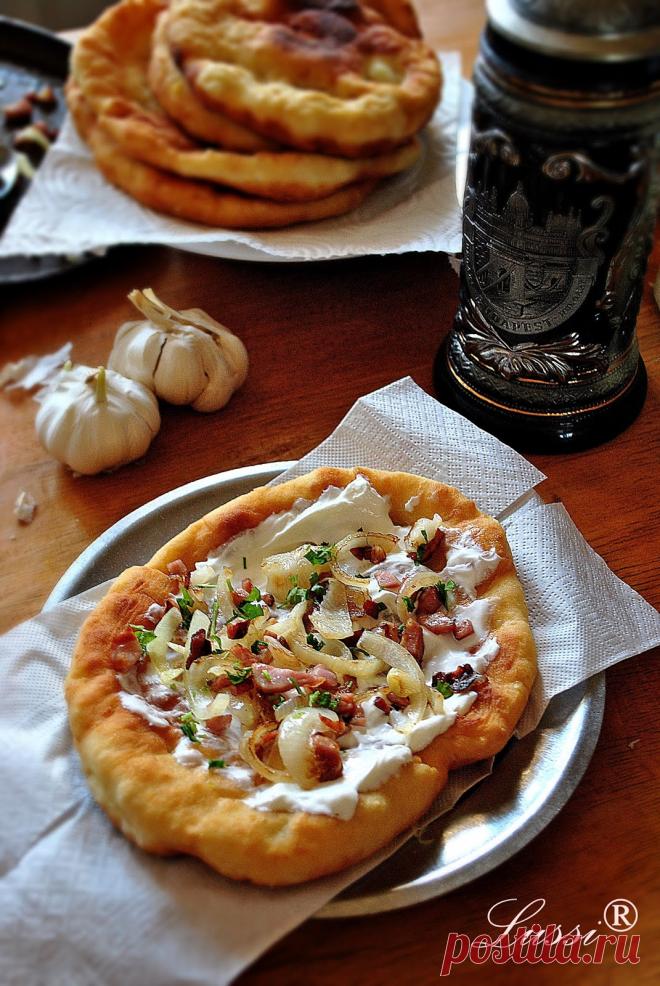 Лангош - унгарски мекици / Hungarian Fried Bread (Langos) Recipe