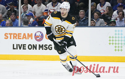 Самый ценный игрок НХЛ сезона-2017/18 Холл подписал новый контракт с "Бостоном". Соглашение рассчитано на четыре года с зарплатой $6 млн в год