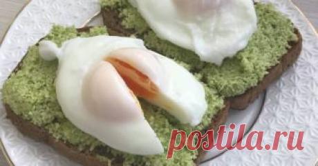 Тосты с авокадо и яйцом пашот - пошаговый рецепт с фото. Это ооочень вкусно на завтрак 🥞